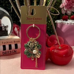🩷🍒Juicy Couture four leaf clover bag charm